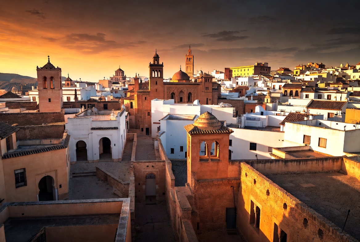 Rue de marché méditerranéen